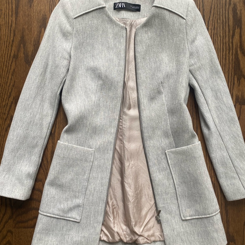 Zara Women's Light Gray Blazer
